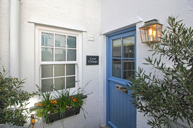 Cove Cottage, The Square, Truro photo 4