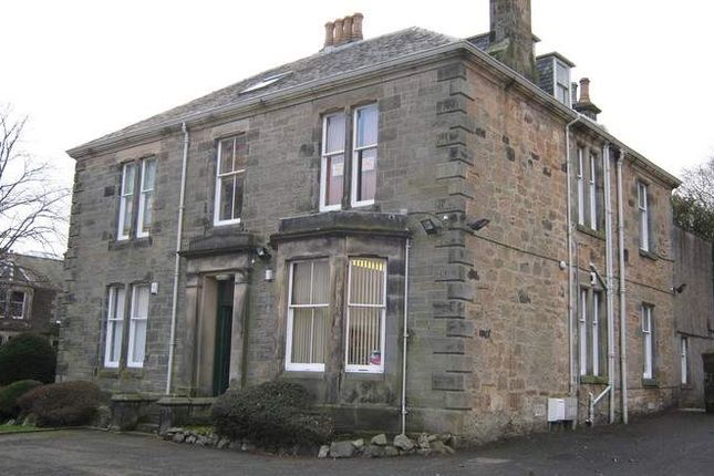 Office to let in South Fergus Place, Kirkcaldy