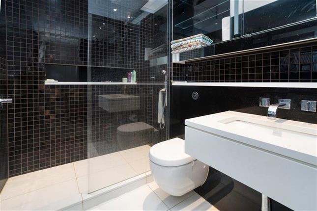 5, Flat 22.09, Moor Lane, London photo 5