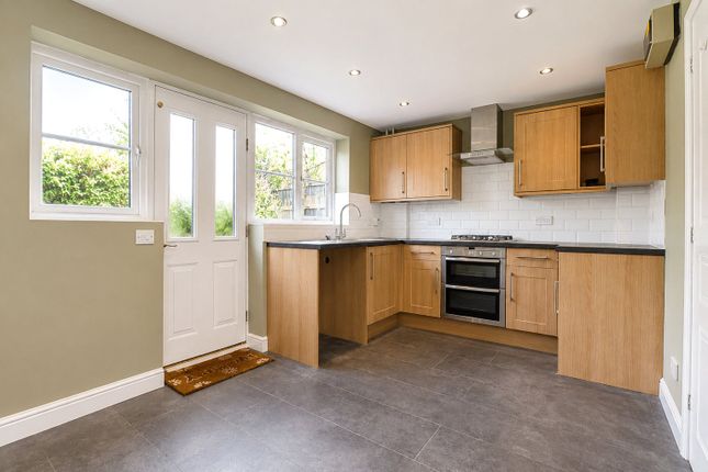 113, The Thatchers, Bishops Stortford, Herts photo 4