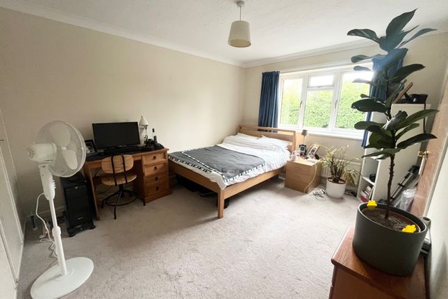 Flat 21, Poole photo 5