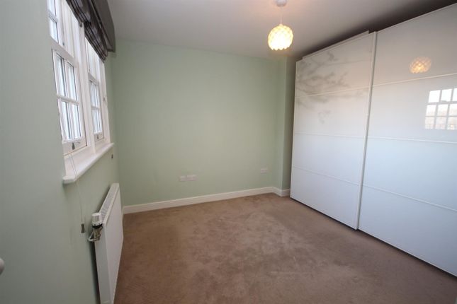 27, Bunstone Hall, Dartford photo 4
