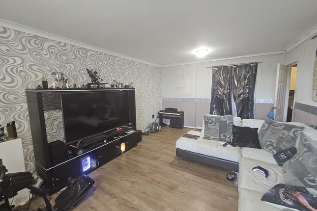 43 Derbyshire Road, 43 Derbyshire Road, Partington photo 2