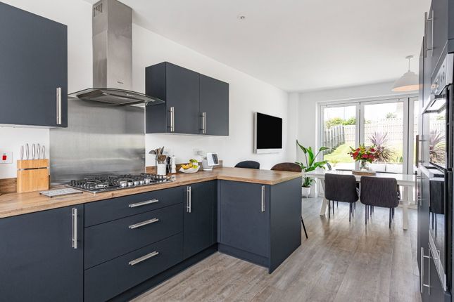 18 Crofts Way, Bay View Road, Bideford photo 2