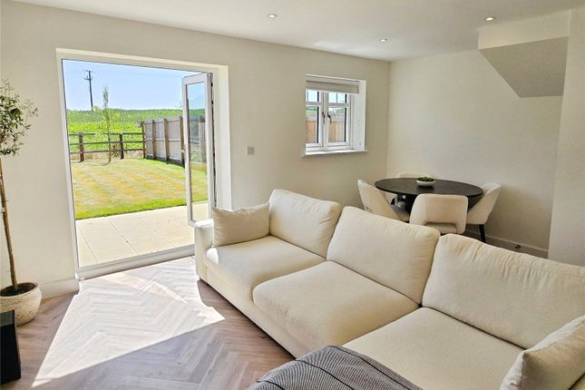 90, Fernhill Lane, Oswestry photo 3