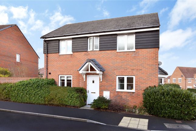 Detached house for sale in Jackdaw Road, Didcot, Oxfordshire