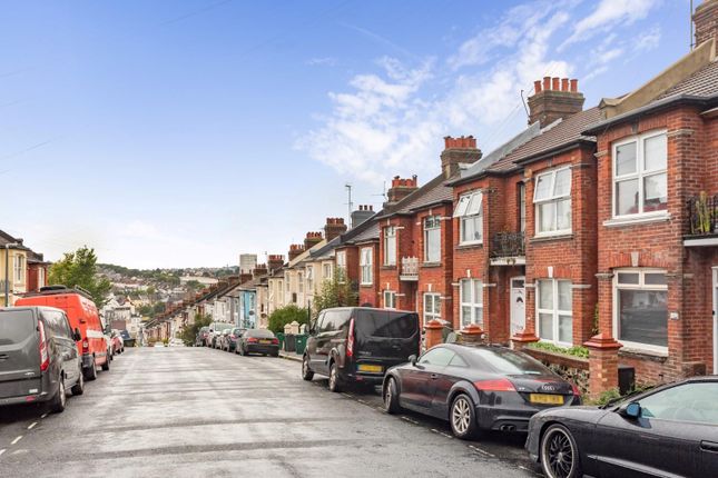 Flat for sale in Shanklin Road, Brighton
