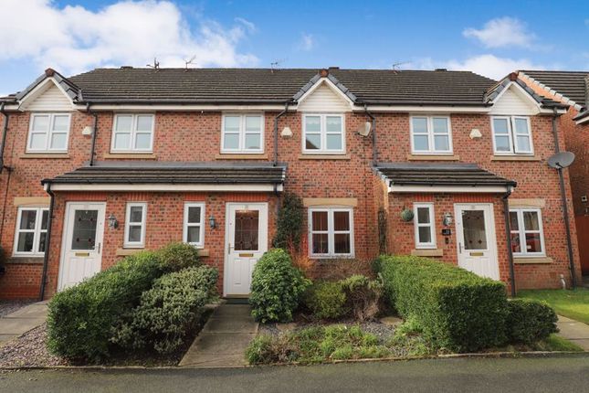 Terraced house for sale in Kingsbury Close, Bury