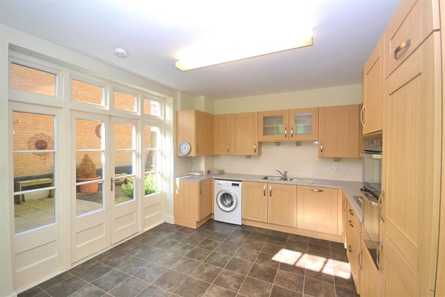 Beechwood Lane, Dorchester photo 4