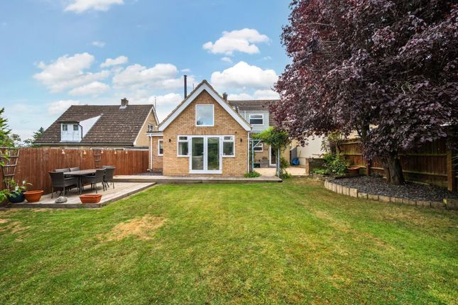 6 Burridges Close, Bedford photo 4