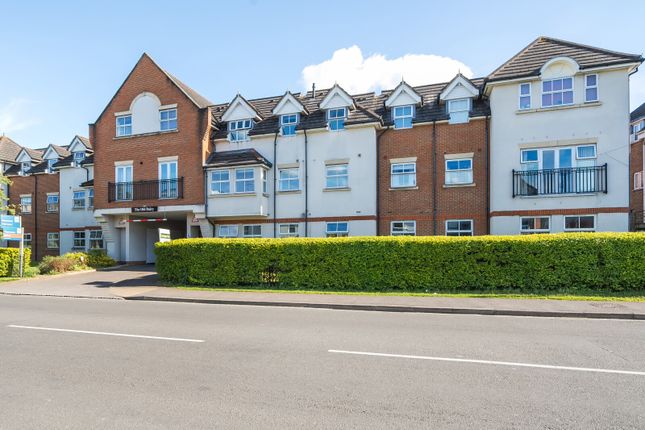 Thumbnail Flat for sale in Goldsworth Road, Woking, Surrey