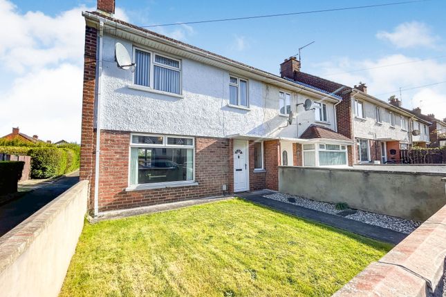 Thumbnail Terraced house to rent in Alanbrook Avenue, Lisburn