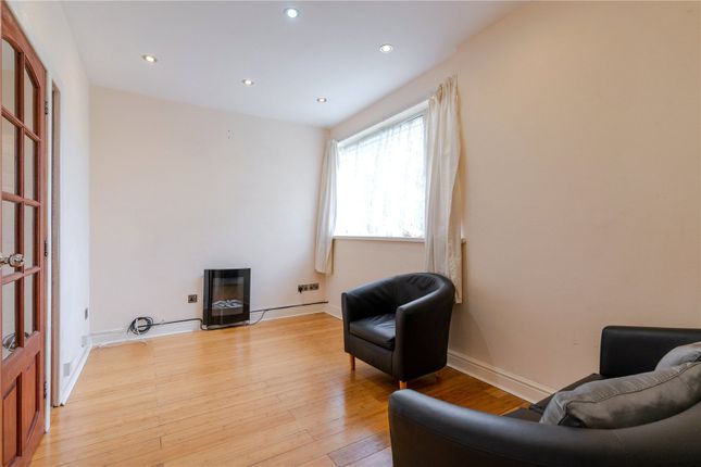 Flat 6, Bristol Court, 6, Silvington Close, Birmingham photo 3