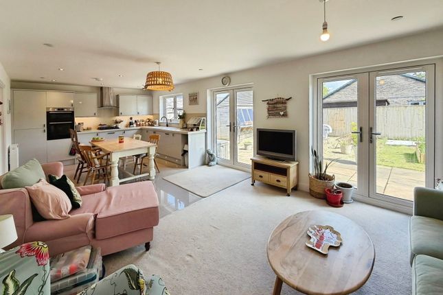 14, Llys Tirnant, Ammanford photo 2
