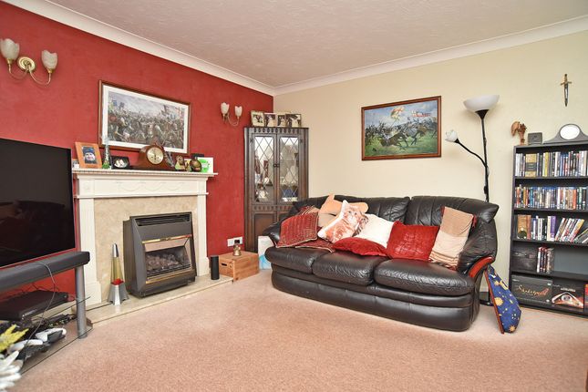 3 Rievaulx Close, Knaresborough photo 2