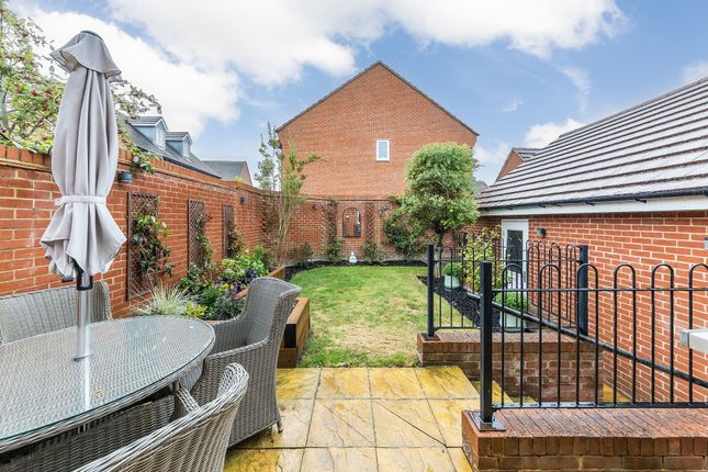 2 Felix Road, Didcot photo 4