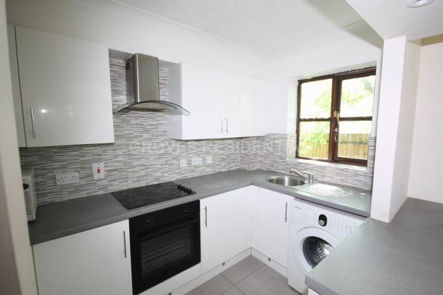 3 Cramer Court, Warwick Road, New Malden photo 4
