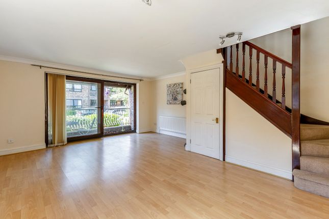36, Rivermead Court, Marlow photo 4
