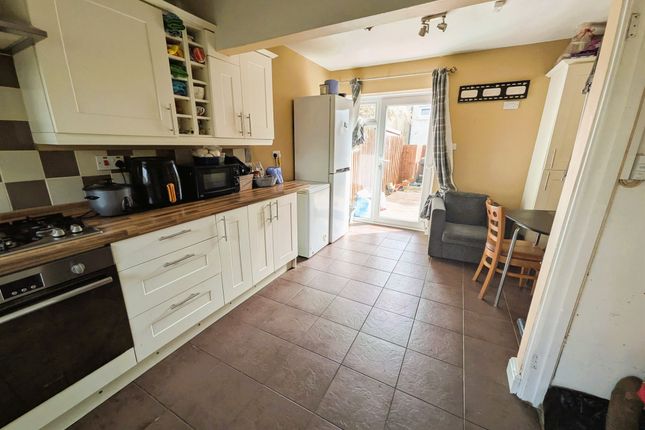 12, Pennyfields, Cwmbran photo 4
