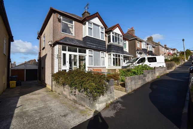 3-bed semi-detached on 15 Leaholes Avenue, Okehampton, £230,000