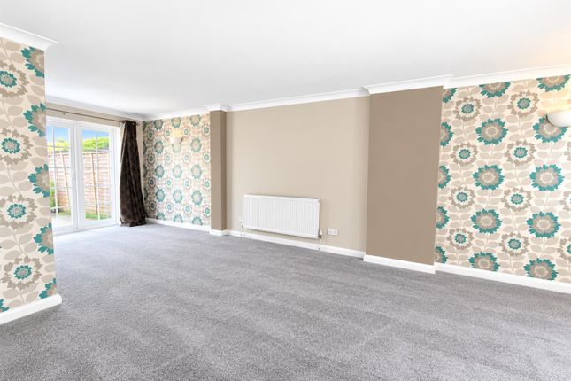 16, Berkeley Square, Worthing photo 3
