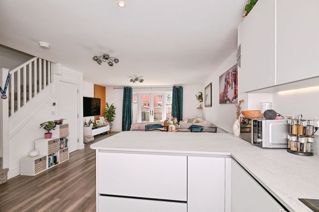 25, Albertine Road, Maidstone photo 2