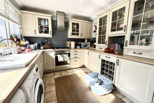 9, Picton Place, Pembrokeshire photo 3