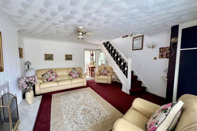 151, Field Lane, Liverpool photo 2