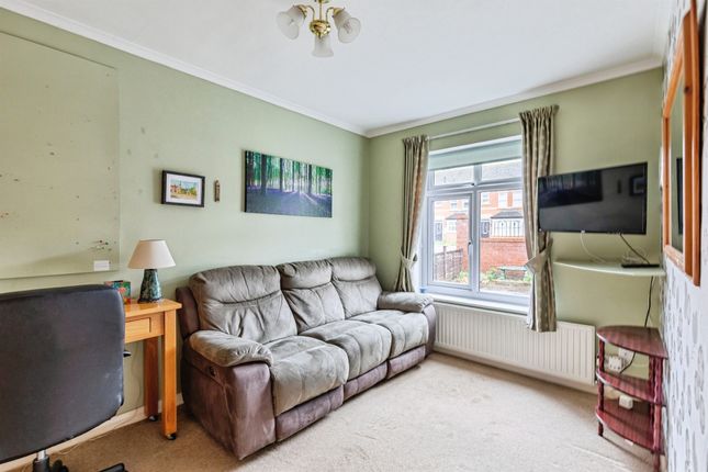 72, St. Michaels Road, Kettering photo 4