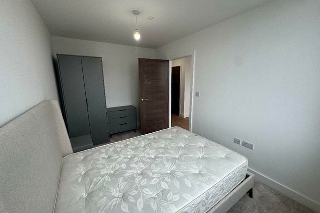 Flat to rent in Talbot Road, Manchester