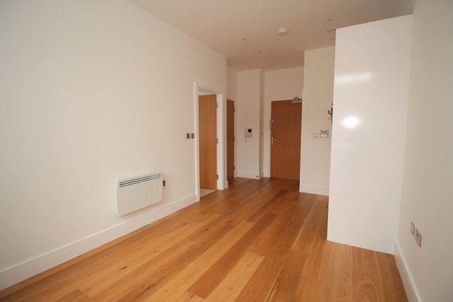 108 Landmark, Flowers Way, Luton photo 3