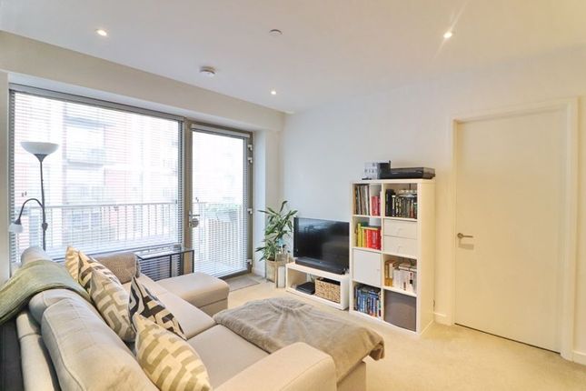 Flat for sale in Local Crescent, Hulme Street, Salford