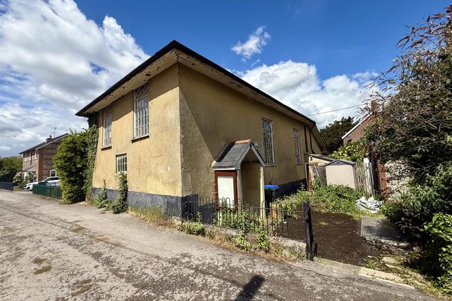 3-bed house on Chapel Cottage & Bulford Chapel, Watergate Lane, Salisbury, £190,000