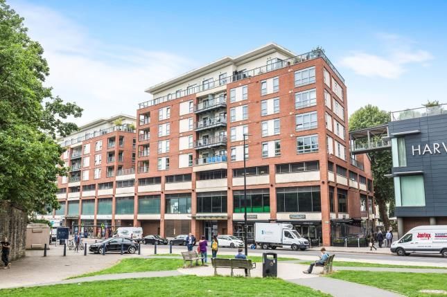 2-bed flat on Horizon, Broad Weir, Bristol, £275,000