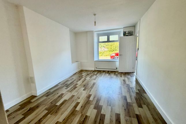 21 Powells Terrace, New Tredegar photo 3