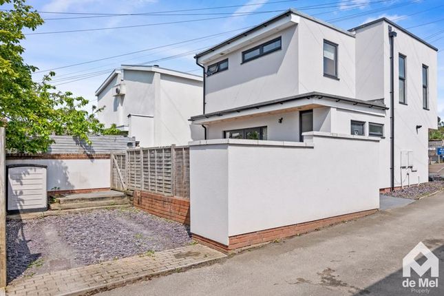 Thumbnail Detached house for sale in Queens Road, Cheltenham