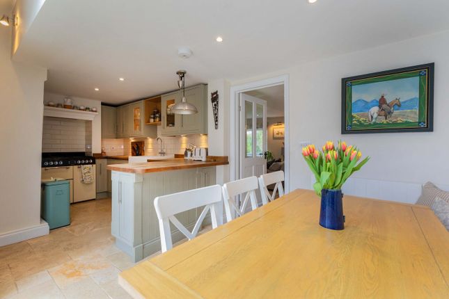 Rising Sun Cottages, Forest Green Road, Maidenhead photo 3