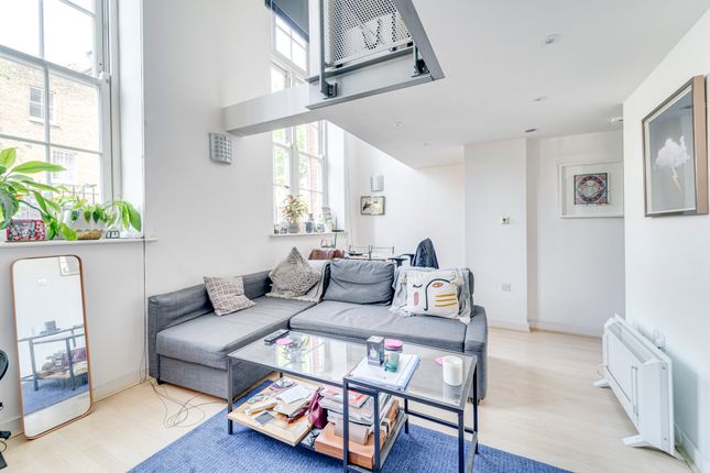 Apartment 4, The School House, 69, Tollington Road, Islington photo 2