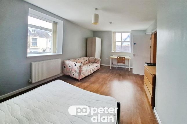 2a, SWANSEA photo 4