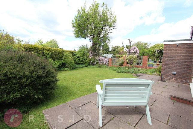 11, Scarfield Drive, Rochdale photo 4