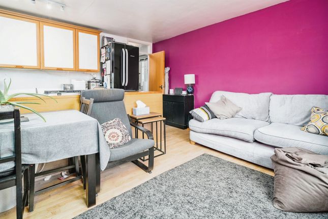 Flat for sale in Cottonmill Lane, St.Albans