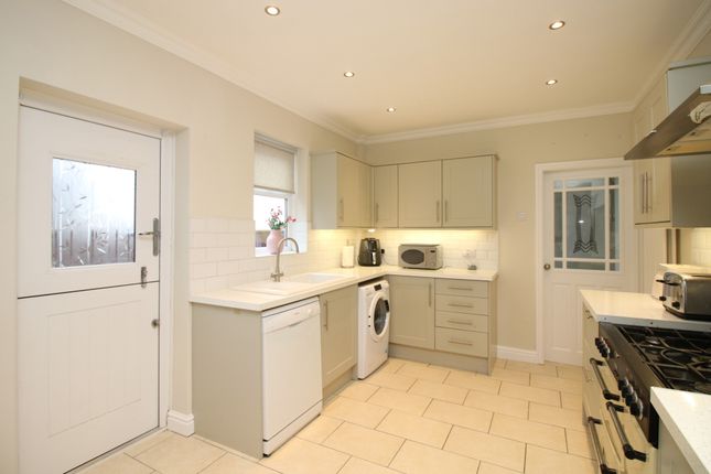 13, Hayfield Avenue, Poulton-le-Fylde photo 4