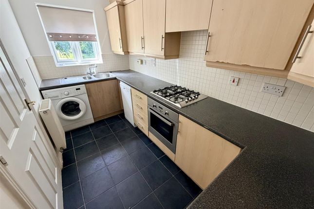 11, Wisteria Way, Nuneaton photo 4