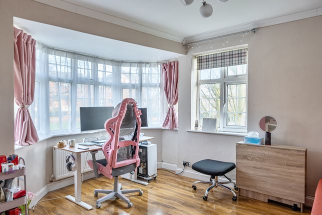4, Angel Hill Court, Sutton photo 4