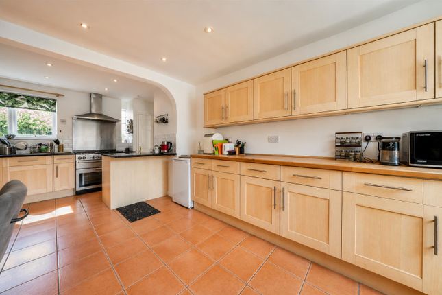8, Belmont Drive, Bristol photo 4