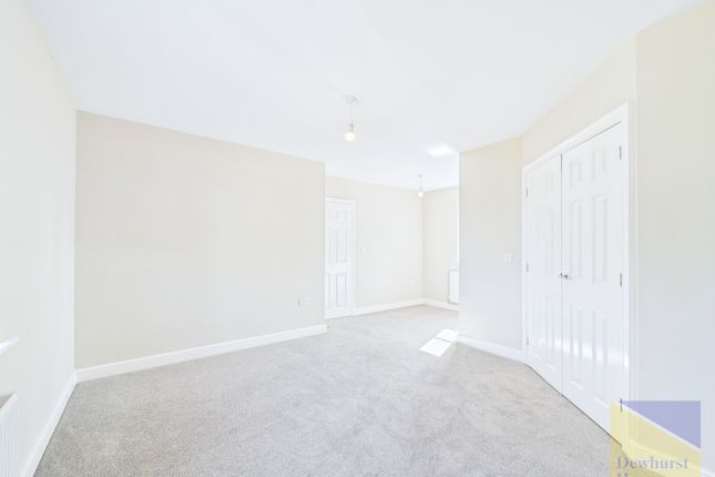 2, Hall Barn Drive, Longridge photo 3