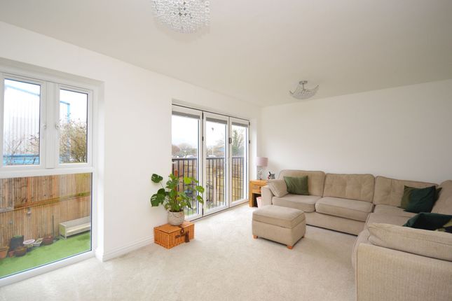 115 Biggins Wood Road, Folkestone photo 3