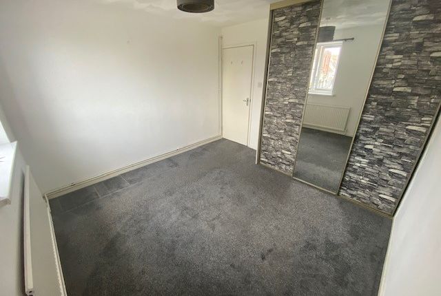 Flat to rent in Park Street, Weymouth