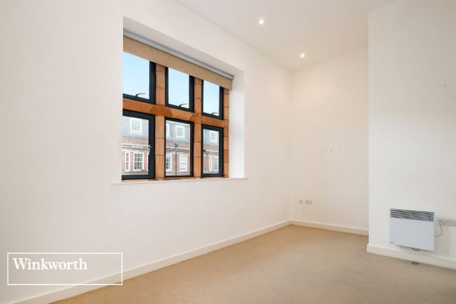 Flat 17, Palmeira Yard, Hove photo 5