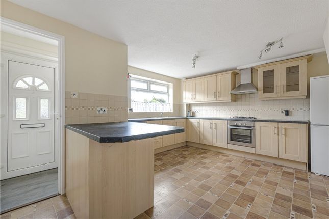 154, Lullingstone Avenue, Kent photo 3